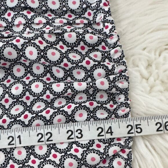 Dressbarn Black and Pink Geometric Blouse - Picture 4 of 7